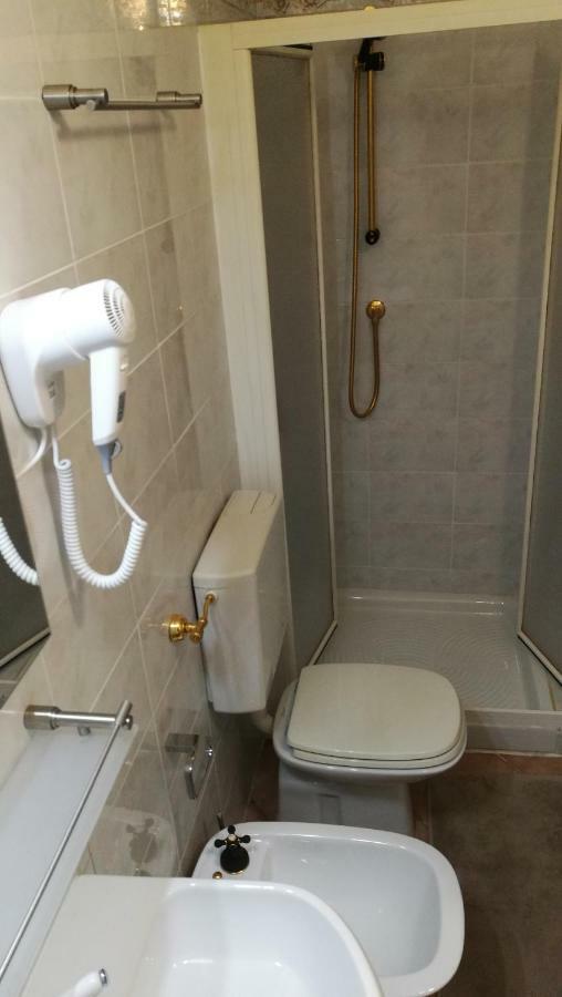 Le Cicogne Bed & Breakfast Rovereto  Bagian luar foto
